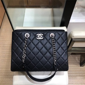 CHANEL香奈儿香港官网高仿包包原单产品鱼子酱牛皮翻盖购物袋A93021