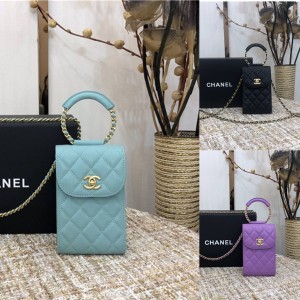 CHANEL香奈儿官网奢侈品电子商务鱼子酱球纹牛皮链条手环手机包