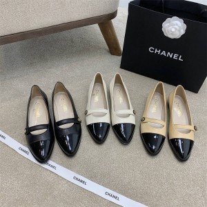 CHANEL香奈儿新款一带扣平底鞋单鞋